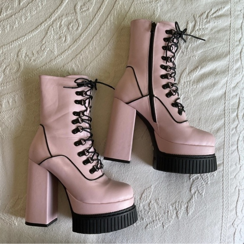 Lamoda Stargazer Creeper Platform Ankle Boots Size 9 Pink Vegan Bootie
